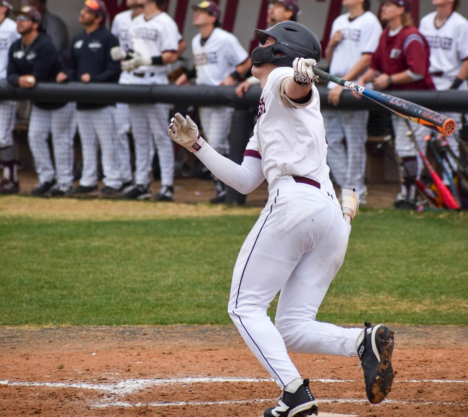Schreiner Secures Series Win Against Howard Payne