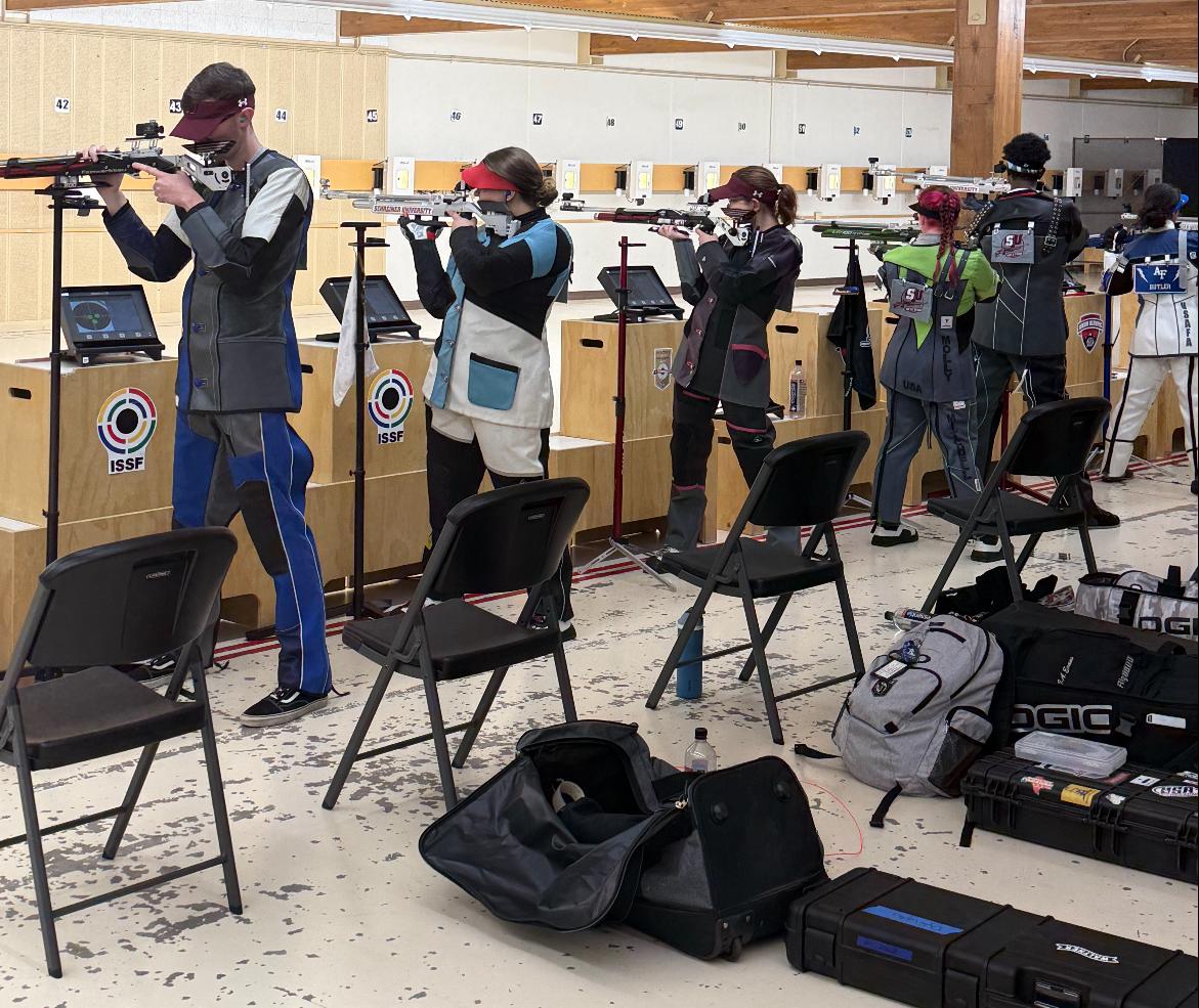 Mountaineers Excel in Colorado Postal Weekend